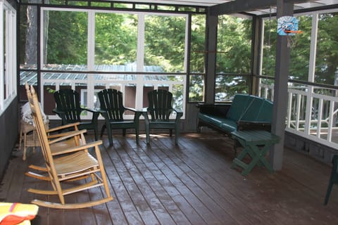 Screened deck