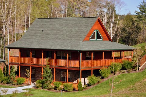 The Holley Beary Inn