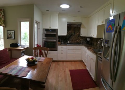 Full granite backsplash