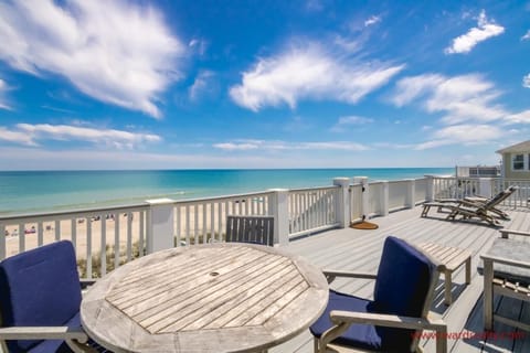 Top Floor Sun Deck II