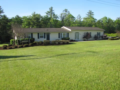 Peaceful, spacious 2000 square foot ranch home