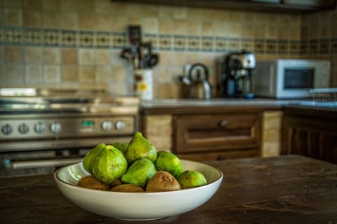 Delicious fresh figs!