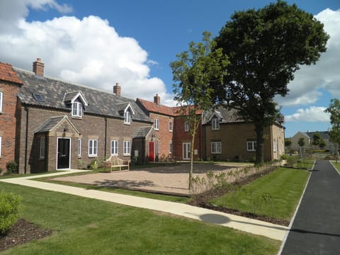 Only 5 mins to the Pub,15 mins walk to the beach!