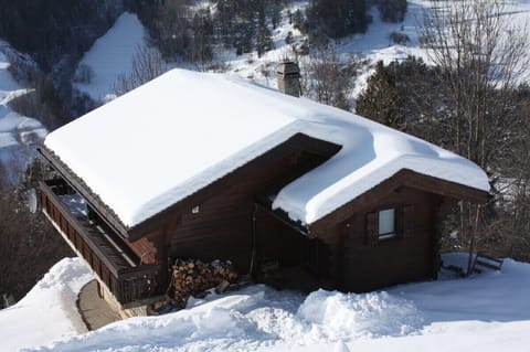 The chalet is suitable for all seasons.