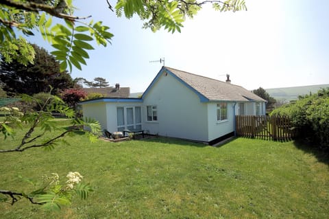 Croyde Shores and Garden