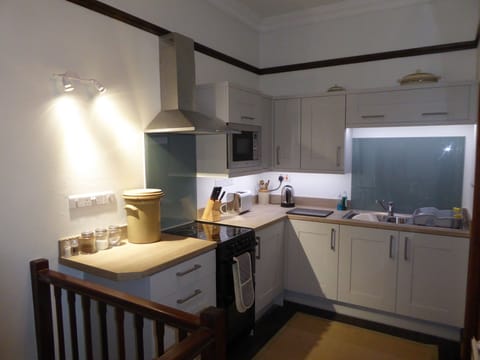 Fully equipped Kitchen refitted in November 2018.