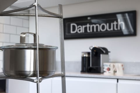 Unique & stylish luxury apartment with fabulous views & parking. Sleeps 4 Apartment in Dartmouth