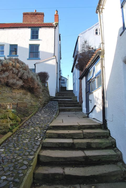 Mount Pleasant, Staithes. Just a minutes walk down to the beach