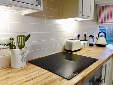 Well equipped kitchen