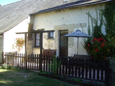 the private terrace with view over the river