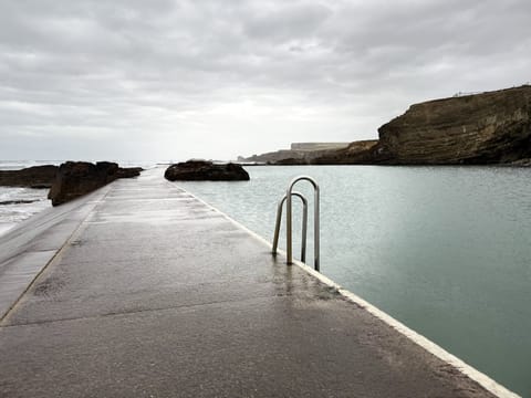 Bude sea pool nestled in the cliff in front of the Westcliff