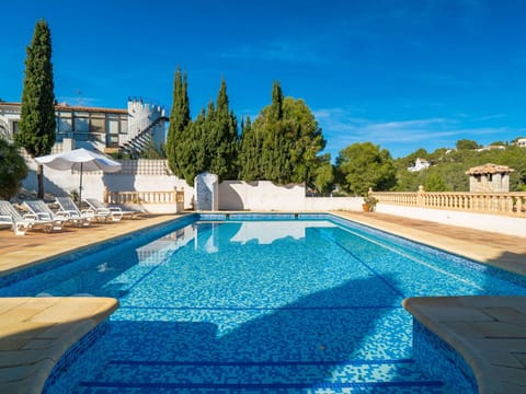 Water, Sky, Plant, Swimming Pool, Blue, Azure, Tree, Building, Body Of Water, Rectangle