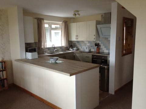 New kitchen fitted January 2020