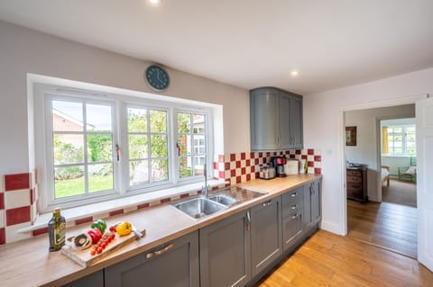 Ground floor: Spacious kitchen