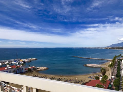 View from one of the the 2 roof pools. The third roof pool is from a lower level