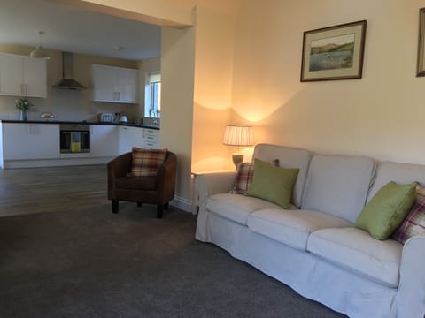Open plan kitchen sitting room