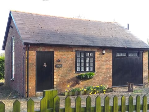 Dolly Plum Cottage