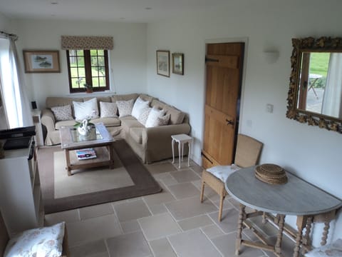 Baytree Living room
