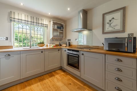 Ground floor: Bright modern kitchen