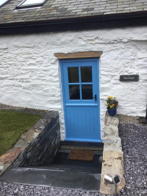 Welcome to Hen Gegin!
