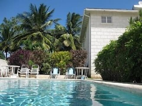 House and pool