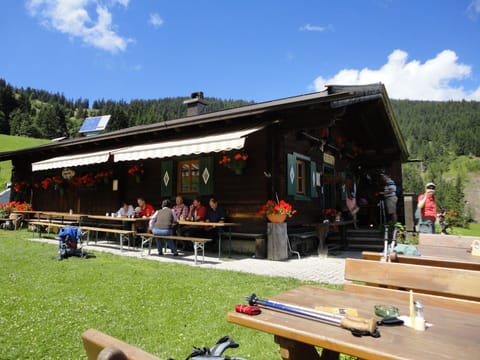 A number of huts to visit for refreshments.