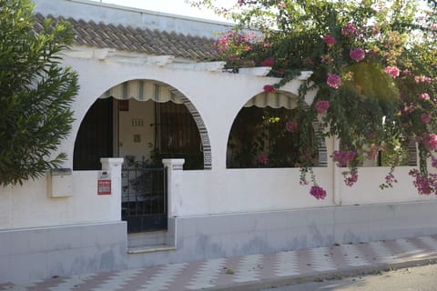 Front view of house
