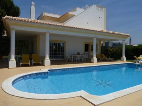 Villa Estrelicia: Air Conditioning Luxury Villa with 5 bedrooms & 4 bathrooms and sea views.  Sunny, south facing 9 x 4.5 metres, very private heatable, saltwater pool with depths from 1.16 metres to 1.82 metres deep,    lawn & gardens.