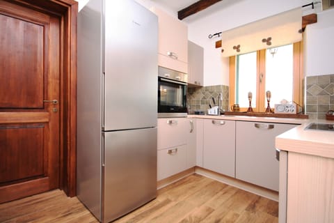 Kitchen 3 - ground floor