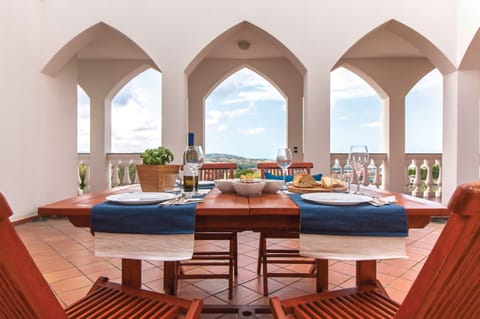 Dine "al fresco" while you enjoy those views. Private Chef on request.