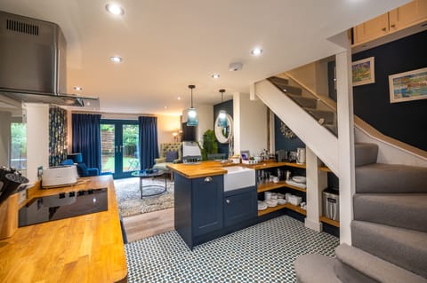 No. 33 Cottage 2, Thornham: Open plan living environment