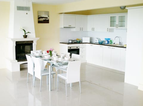 Open Plan Dining Room