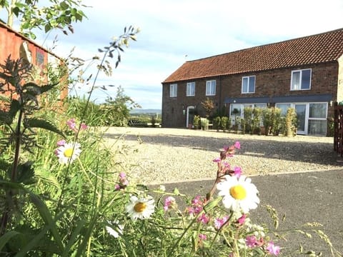 Mill Farm Cottages entrance