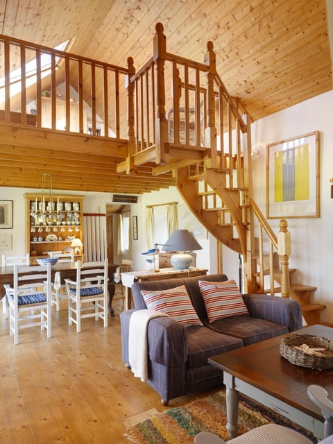 The Mezzanine