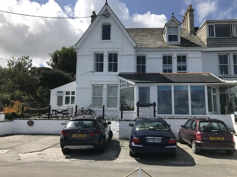 The front of Seapoint - Jolly Boat is on the second floor at the back