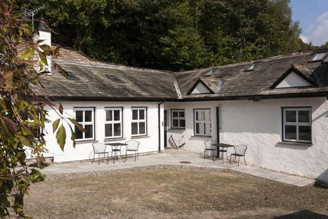 Front entrance and court yard