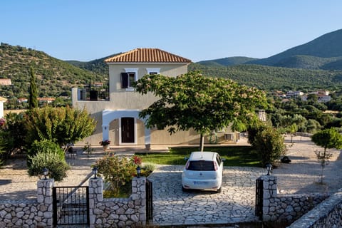 Villa front view
