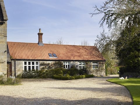 The Manor Stables