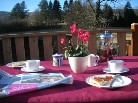 'Al fresco' dining - nothing can beat it!!