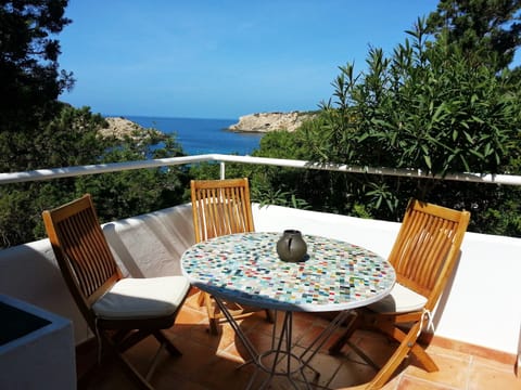terrace in fron of the sea 