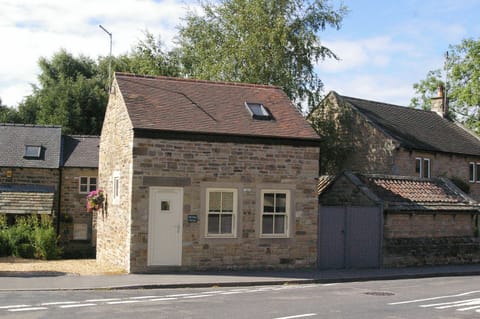 Old Shop Cottage Holymoorside
