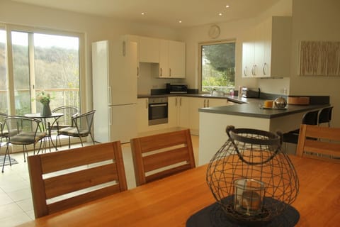 Light, spacious and stylish open plan interior.