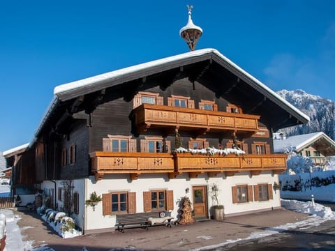 The Glaagut - Family Hain - Holiday home Farm Stay in Salzburgerland