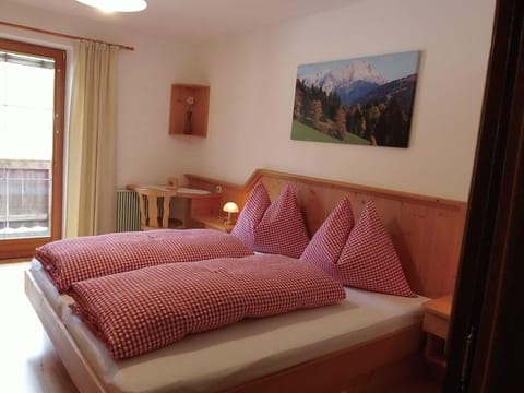 Buchenstein holiday apartment - Elsbichl farm Farm Stay in Salzburgerland