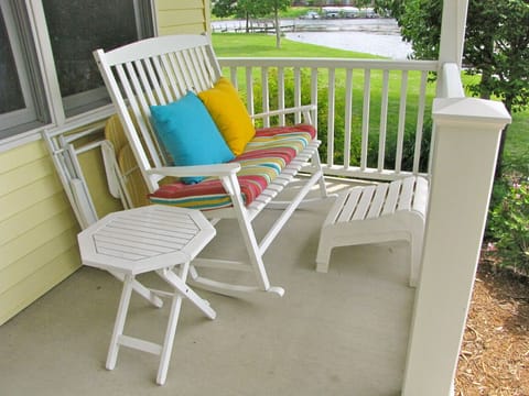 Day or night, this is one of our guests most talked about place in the house.