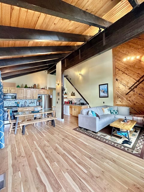 Upper level living/dining space