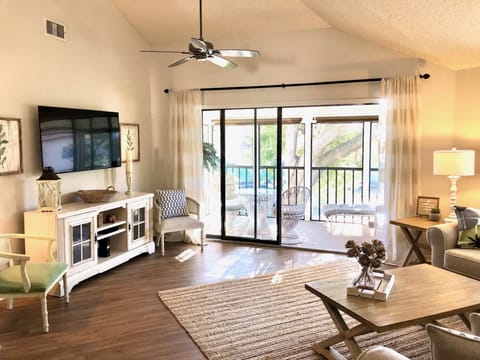 The light, bright & airy family room welcomes you to the heart of the home.