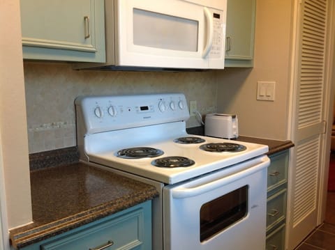 Check out those pantry doors - there's actually a washer and dryer there!