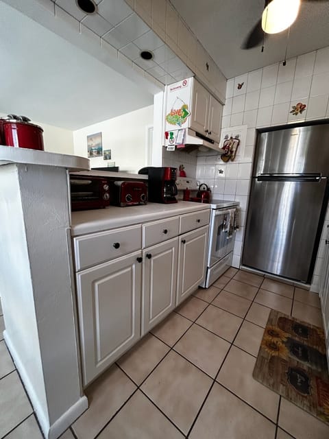 Full working kitchen.