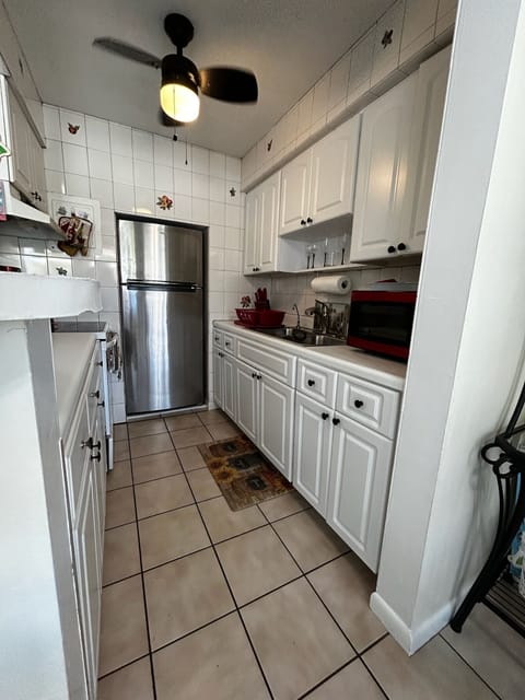 Full working kitchen.